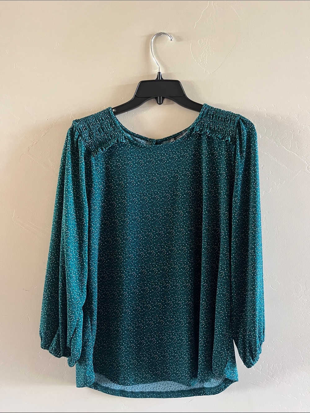 Women’s Emerald Green Long-Sleeve Blouse